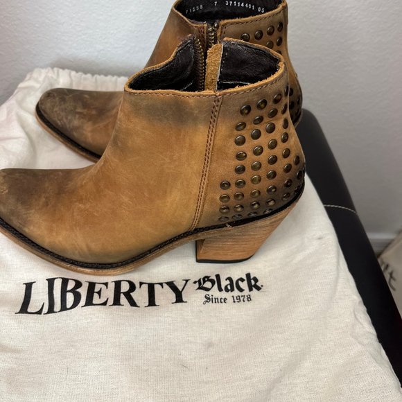 NWOT Liberty Black Studded Boots - Picture 4 of 16